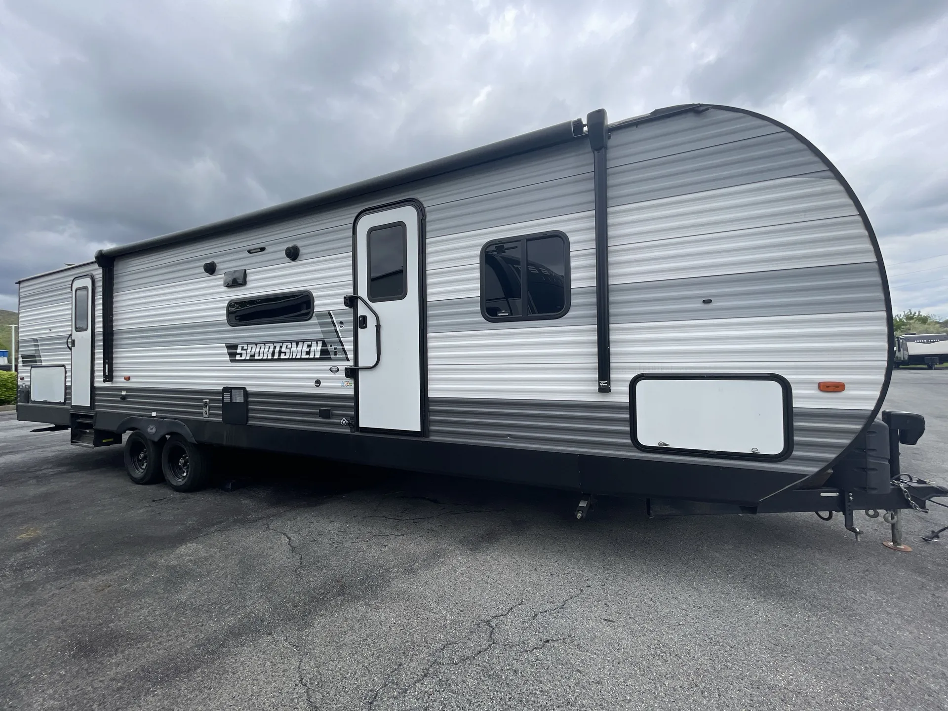 2023 K-Z Rv Sportsmen Se 332BHKSE - Photo 2