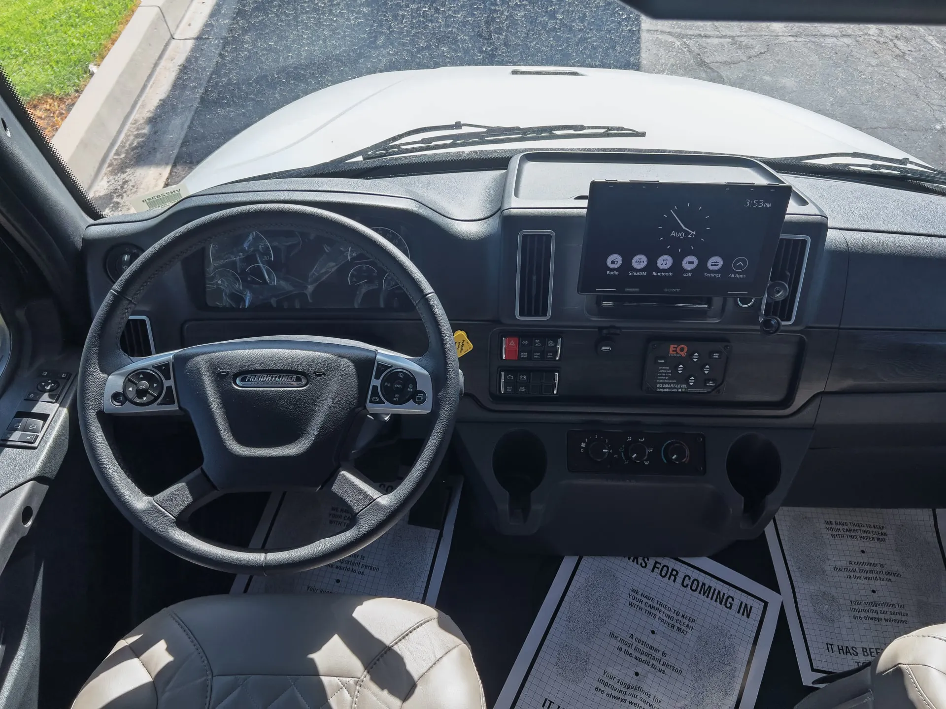 2027 Entegra Coach Accolade 37M - Photo 3