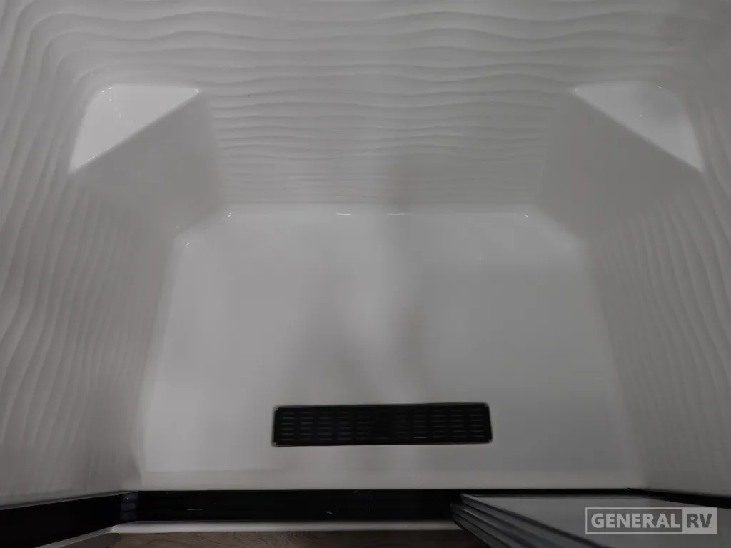 2026 Brinkley Model G 4100, Photos photo 20
