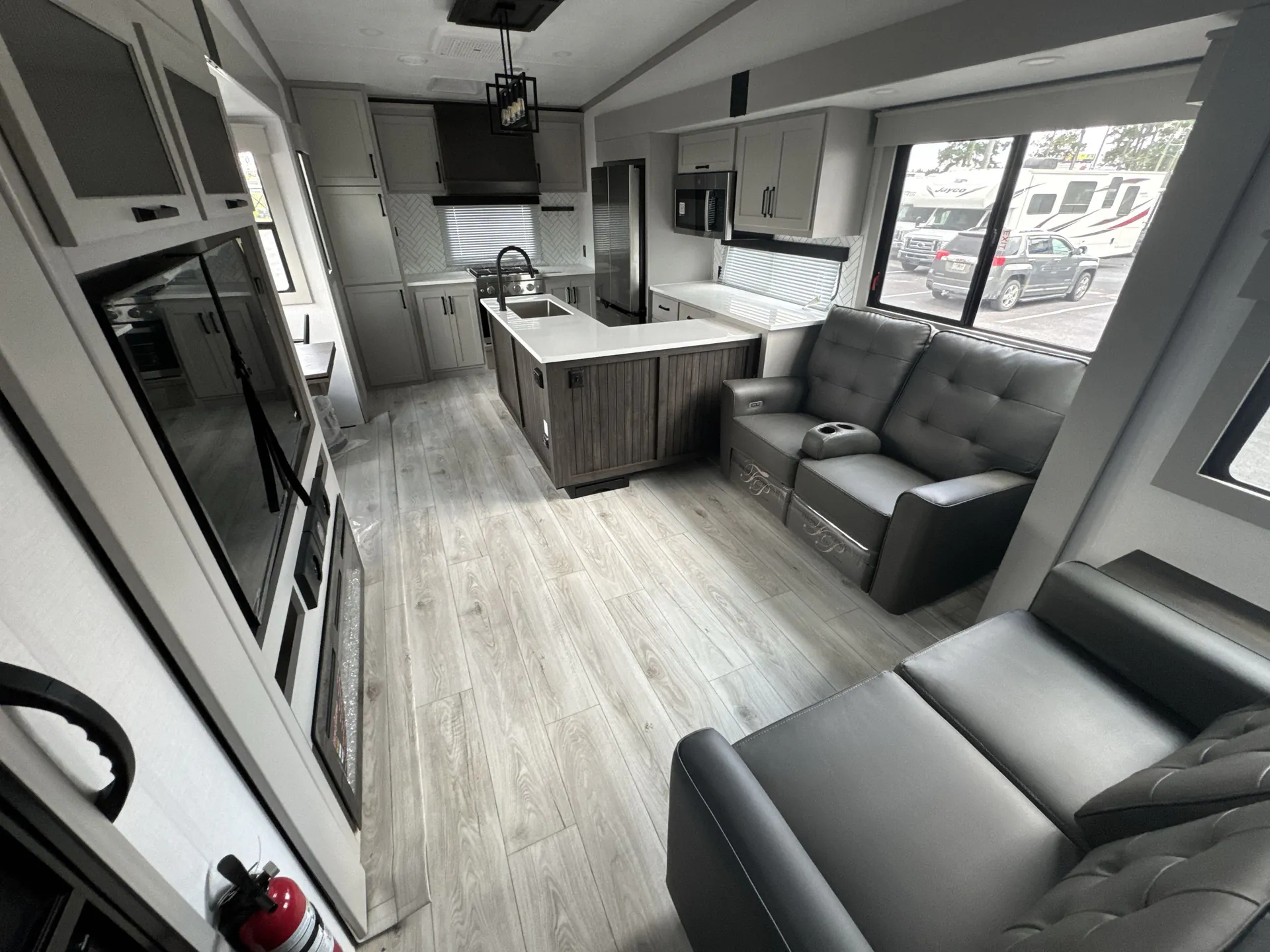 2026 Keystone Montana High Country 325RK — living area main
