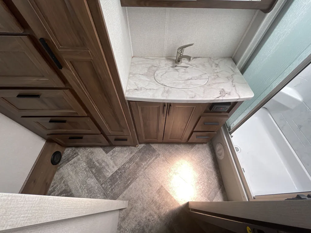 2021 Forest River Sunseeker 2440DS, Photos photo 16
