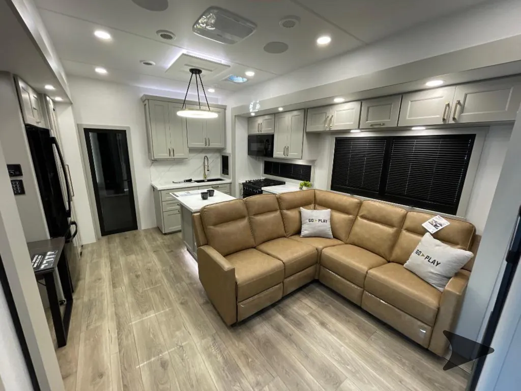 2027 Brinkley Model G 3970, Photos photo 25