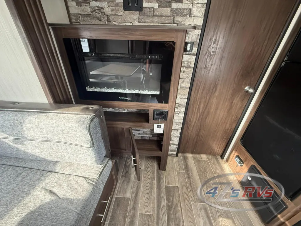 2019 Forest River Cherokee Grey Wolf 23MK, Photos photo 19