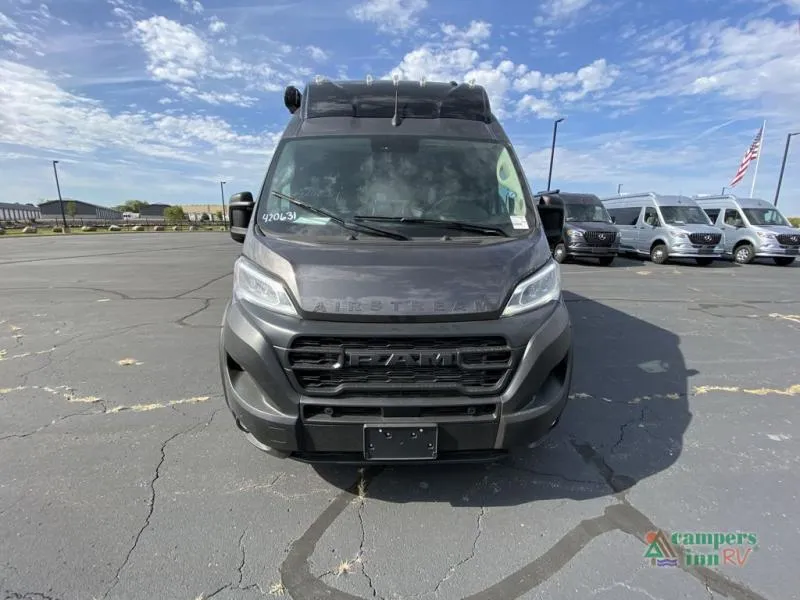 2026 Airstream Rangeline RGN - Photo 3