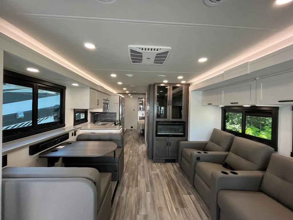 2026 Entegra Coach Vision XL 36C, Photos photo 14