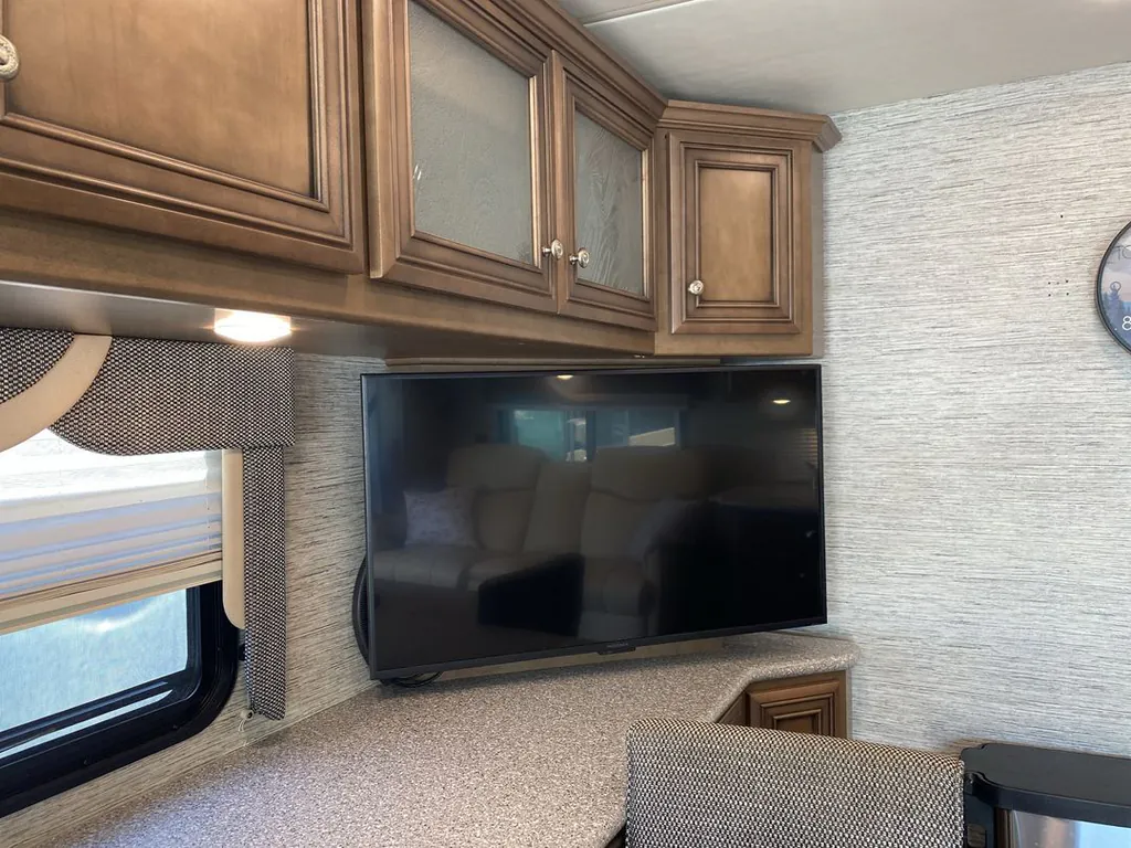 2019 Newmar Bay Star Sport 3226, Photos photo 13