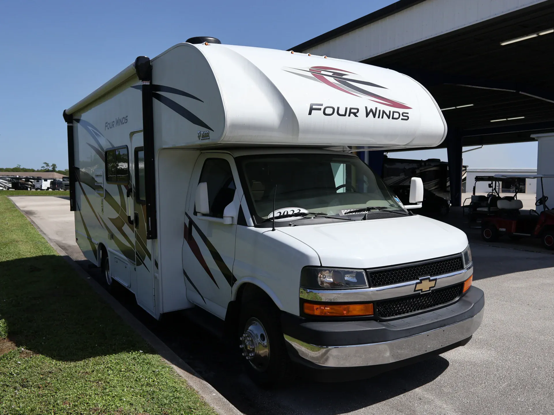 2023 Thor Motor Coach Four Winds 22B - Photo 2