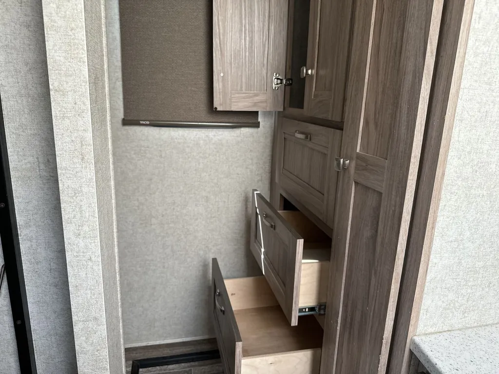 2019 Forest River Forester 2421MS, Photos photo 15
