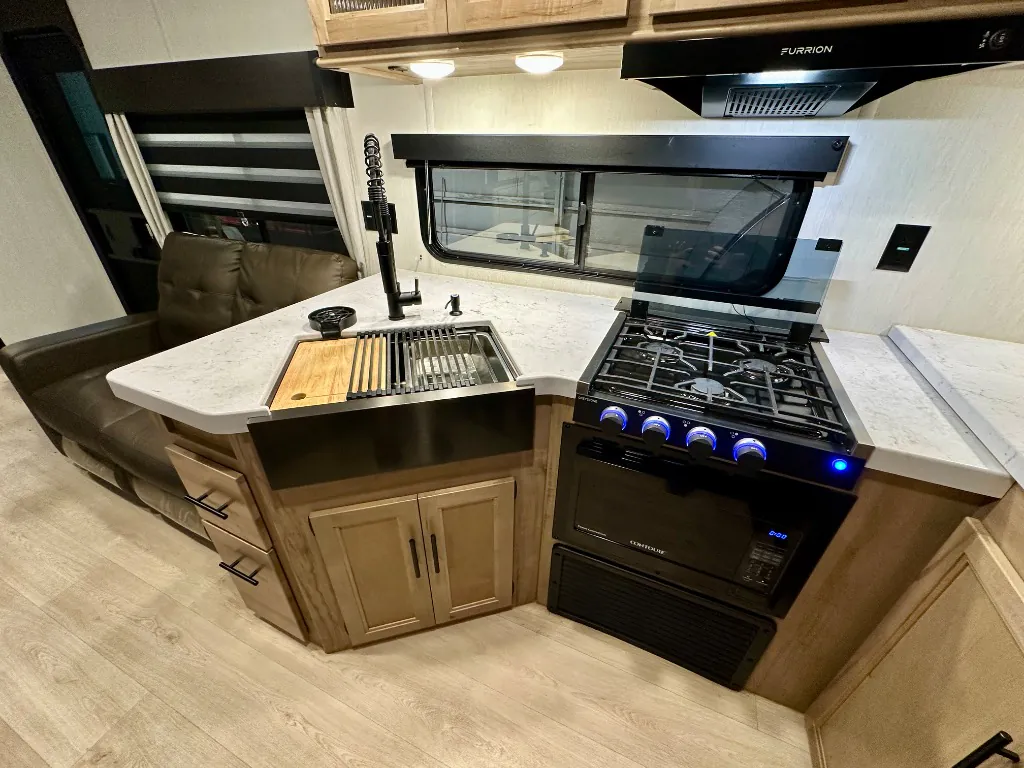 2025 Forest River Cherokee Grey Wolf 26SS, Photos photo 22
