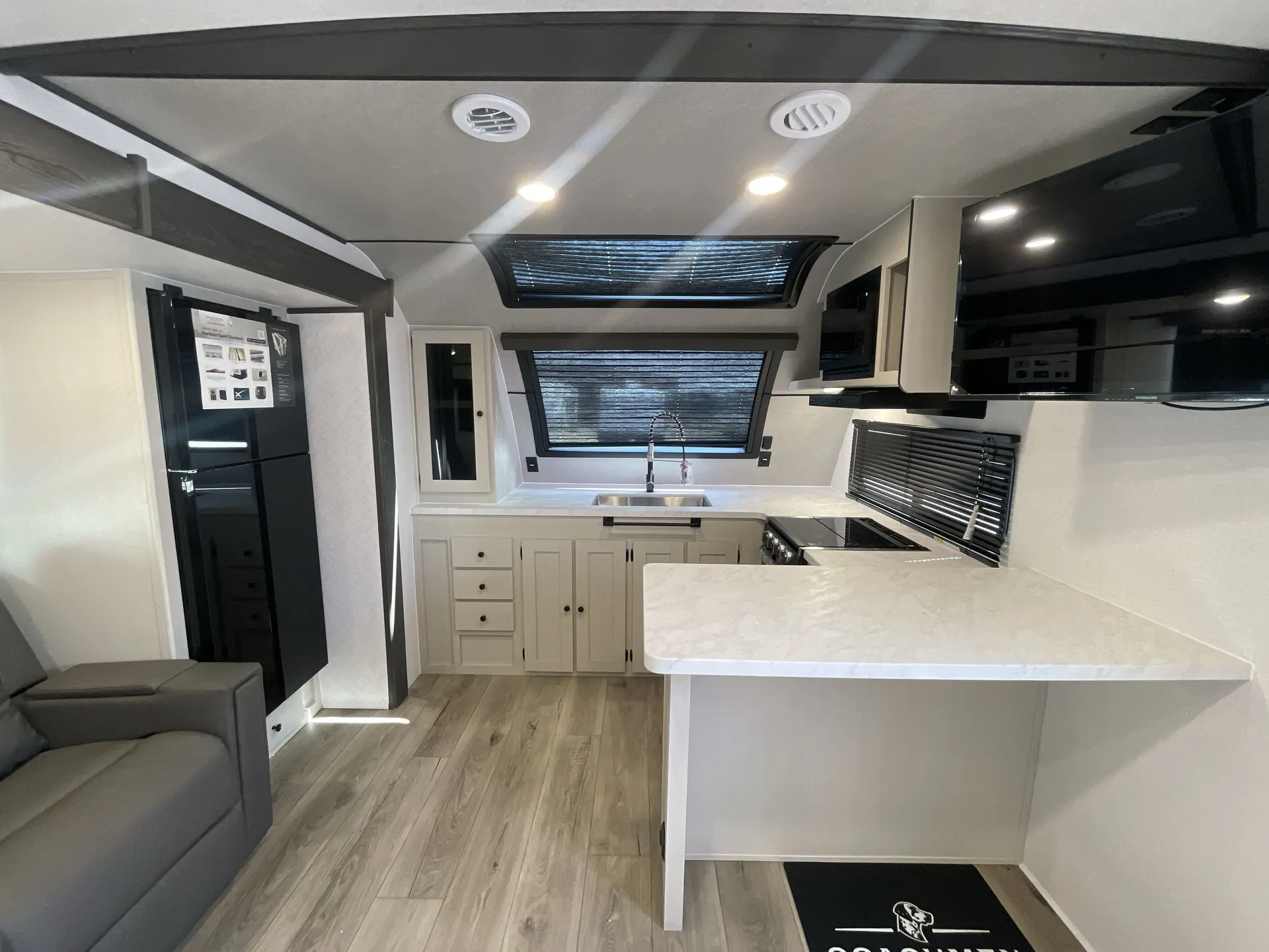 2026 Coachmen Northern Spirit 2565FK — front