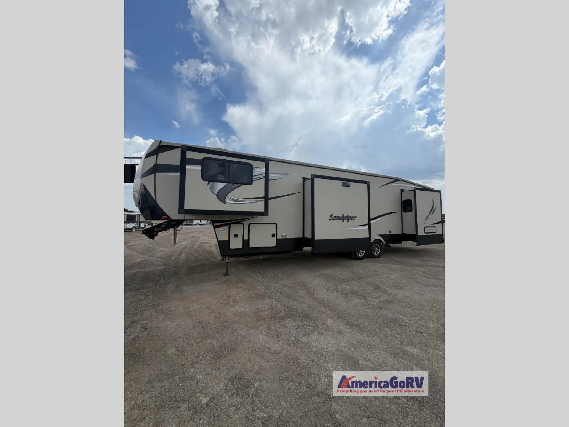 2019 Forest River Sandpiper 379FLOK - Photo 4