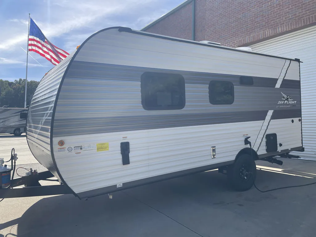 2027 Jayco Jay Flight 175FQ, Photos photo 6
