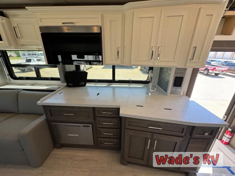 2026 Newmar Supreme Aire 4505 - Photo 3