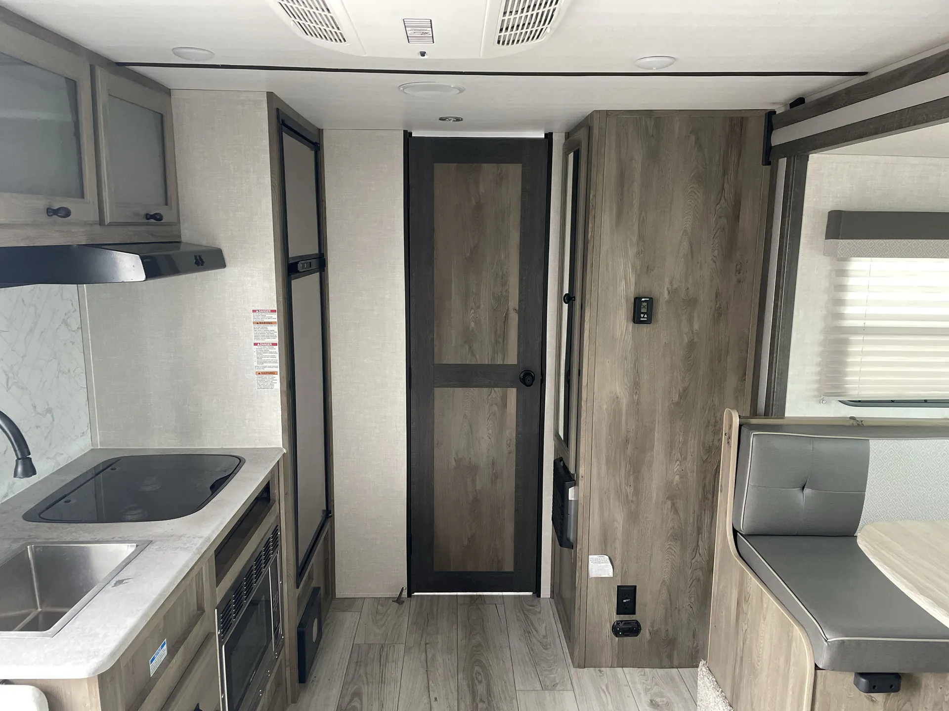 2022 Forest River Surveyor Legend 19MBLE — living area main