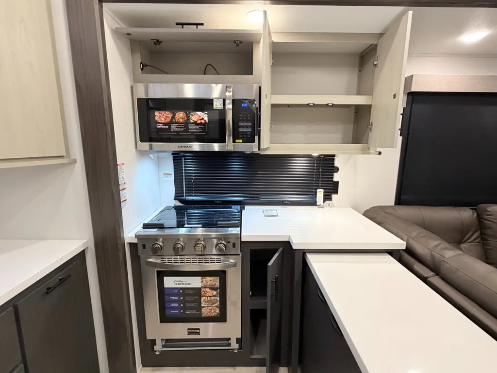 2027 Forest River RV Wolverine 32JF, Photos photo 19