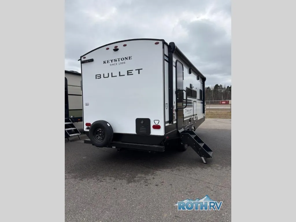 2026 Keystone Bullet Crossfire 208MKS - Photo 4
