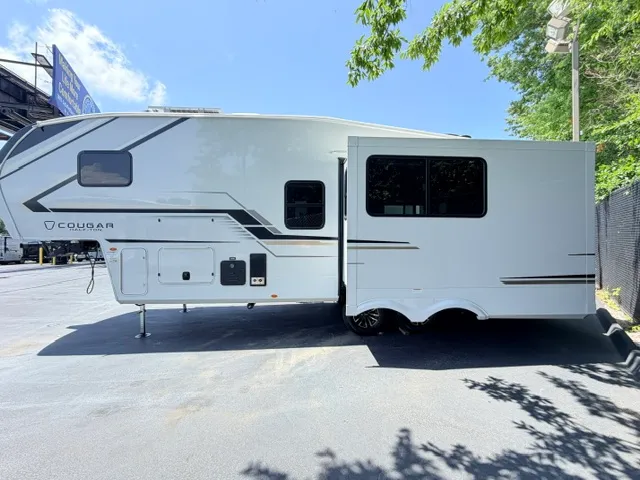 2027 Keystone Cougar HT FW 26RKE - Photo 3