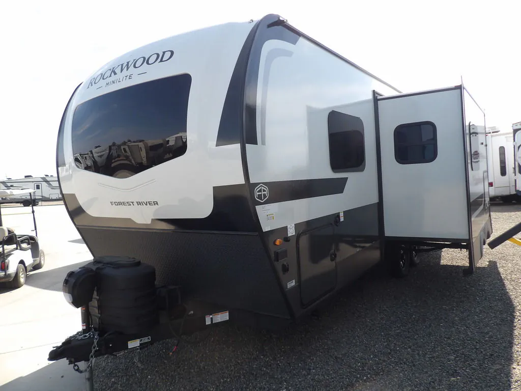 2027 Forest River Rockwood Mini Lite 2525S - Photo 2