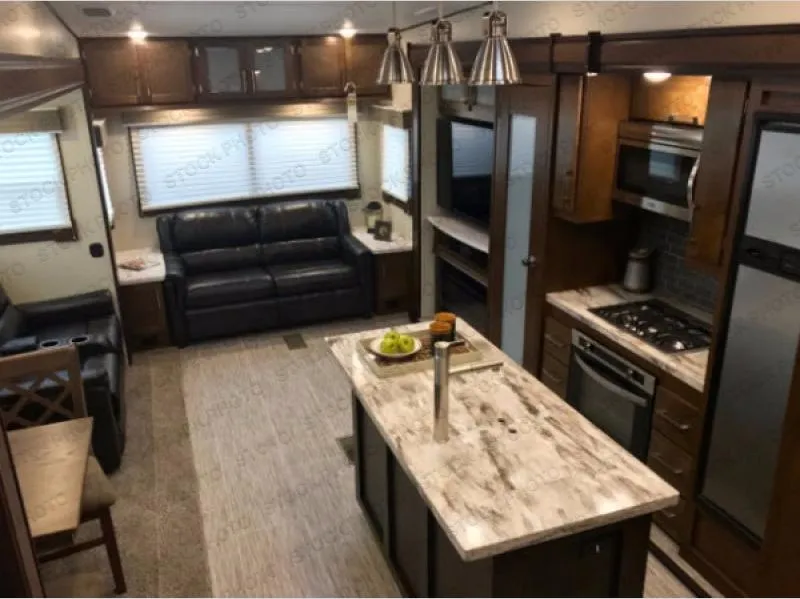 2019 Prime Time RV Crusader 340RST - Photo 2