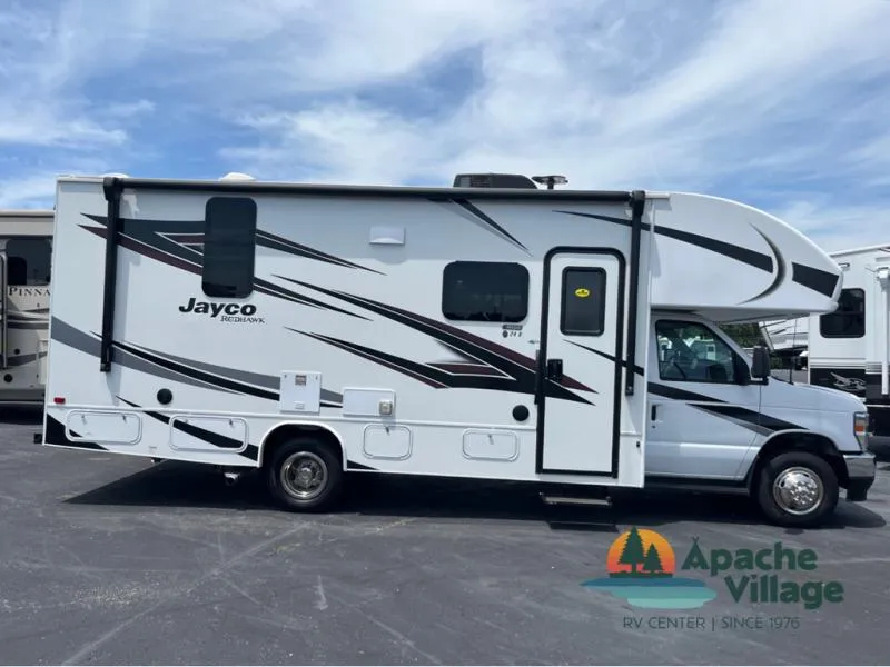 2024 Jayco Redhawk 24B - Photo 3