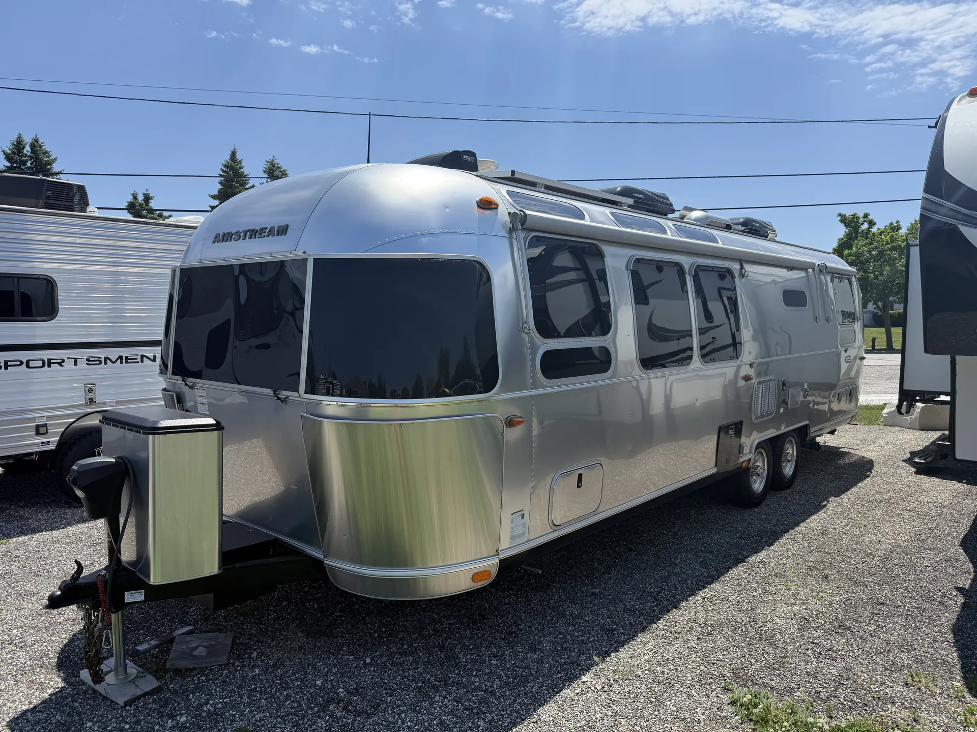 2020 Airstream International 30RB - Photo 2