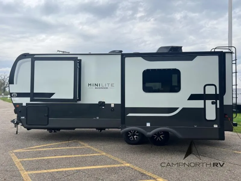2026 Forest River Rockwood Mini Lite 2515S - Photo 4