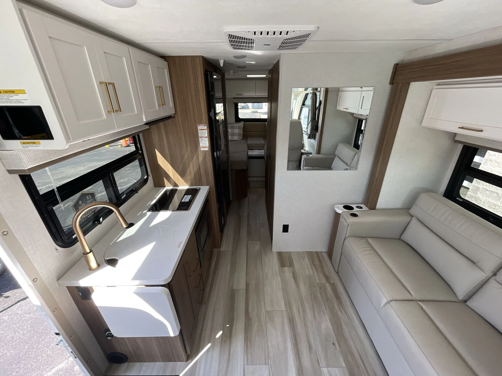 2027 Thor Motor Coach Freedom Eddie Bauer EB24 - Photo 4