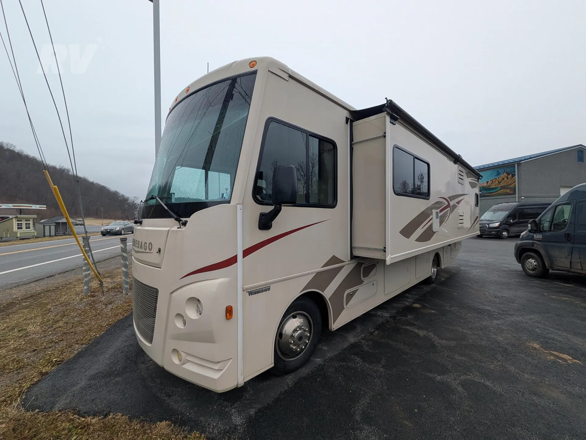 2017 Winnebago Vista 29V - Photo 3