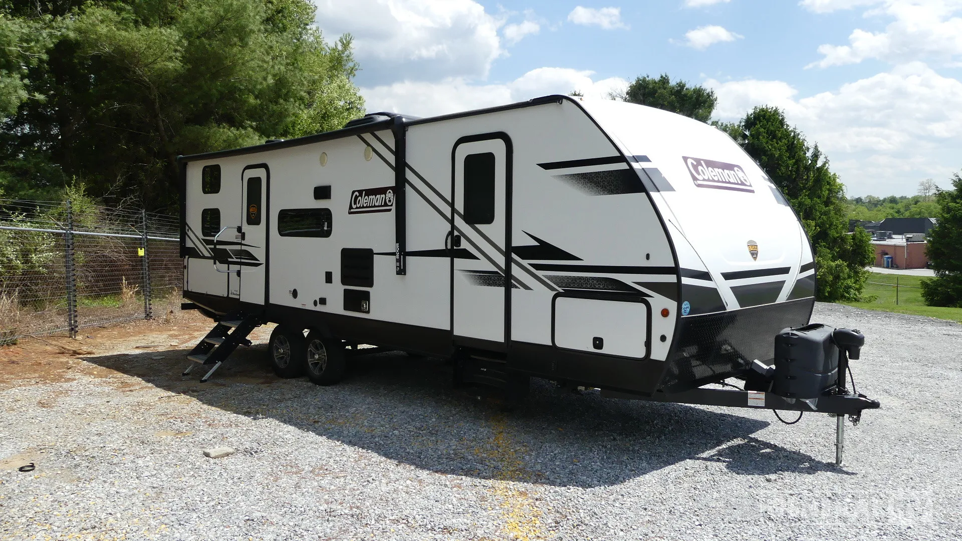 2022 Dutchmen Coleman Light 2755BH - Photo 2