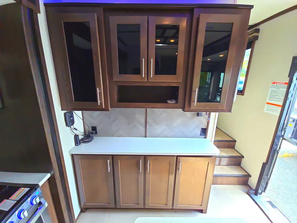 2019 Jayco Seismic Luxury Series 3512, Photos photo 10