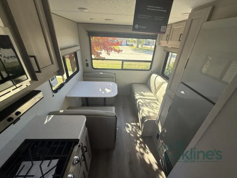 2026 Coachmen RV Catalina Summit Series 8 221EPIC - Photo 2
