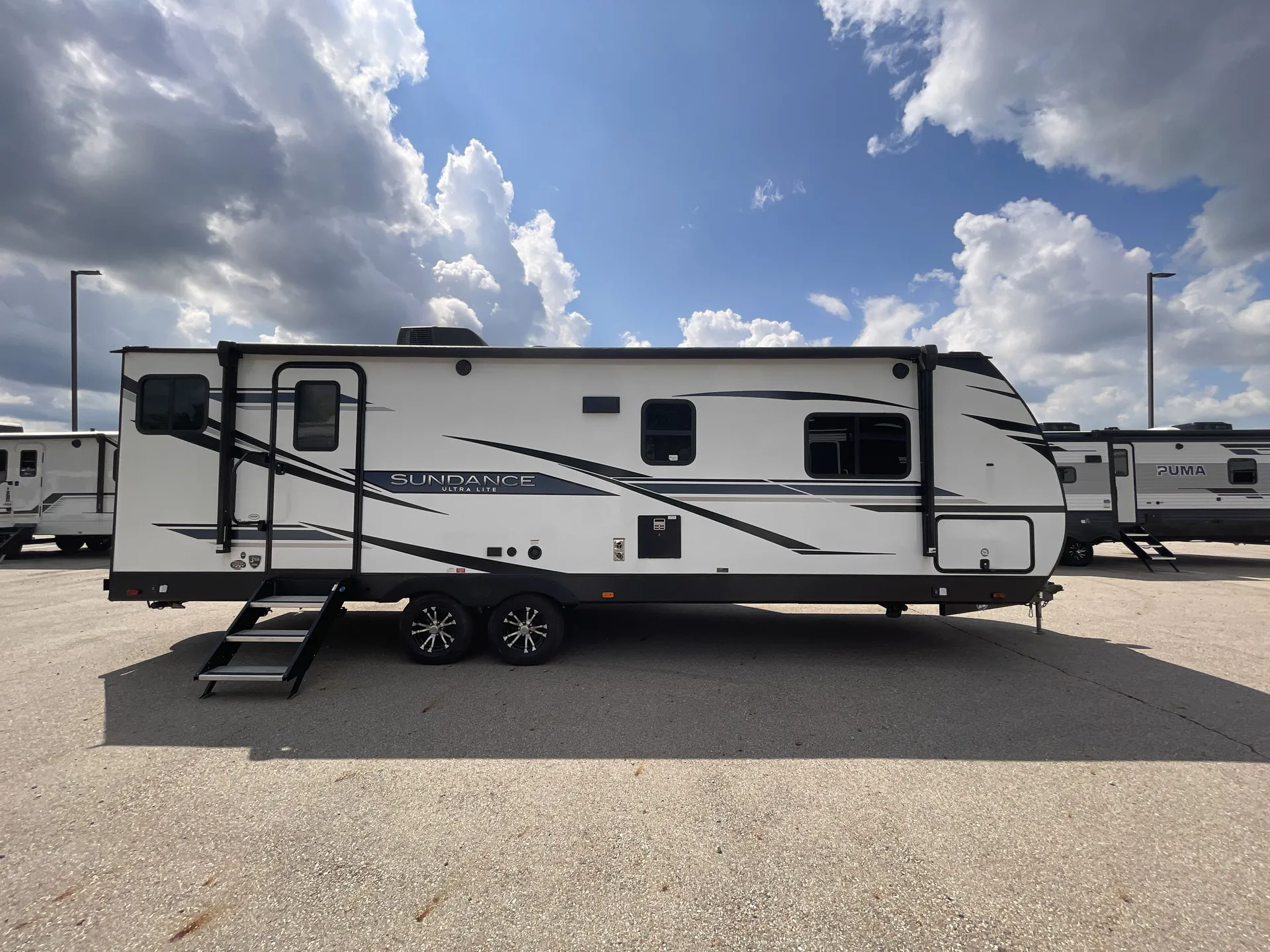 2022 Heartland Sundance 262RB — campside