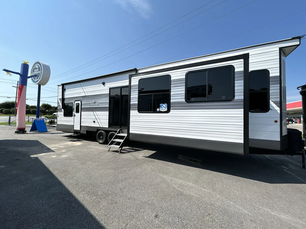 2027 Jayco Jay Flight Bungalow 401LOFT DS, Photos photo 9