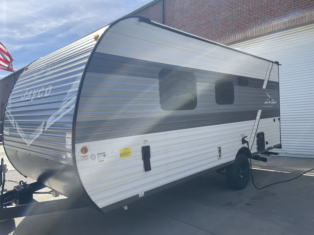 2027 Jayco Jay Flight 175FQ, Photos photo 6