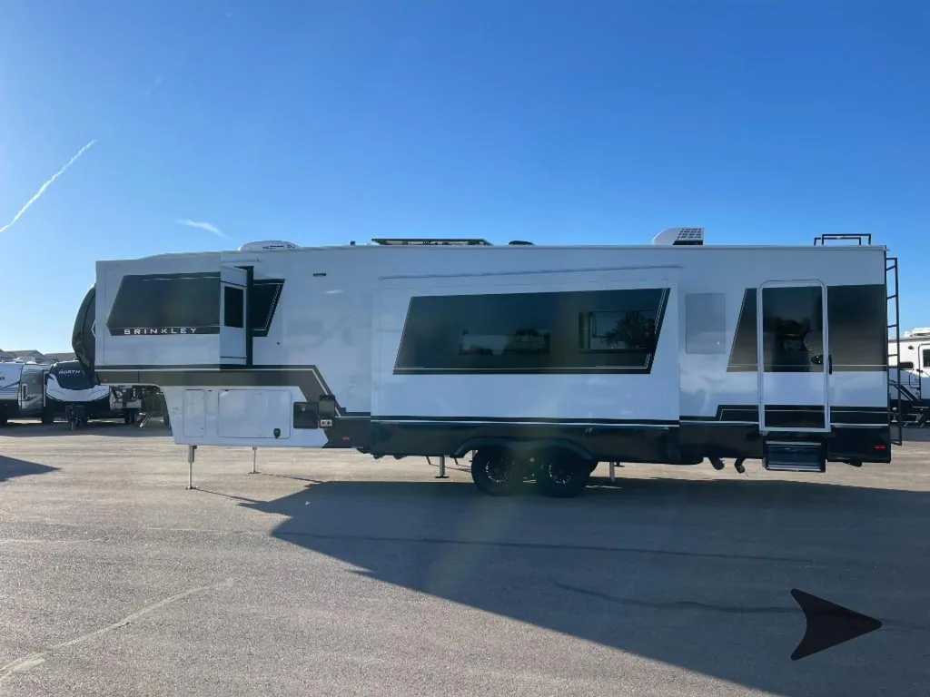 2026 Brinkley Model Z 3515, Photos photo 42