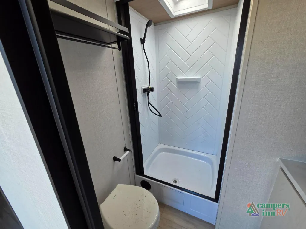 2027 Forest River Vibe 3400BH, Photos photo 18