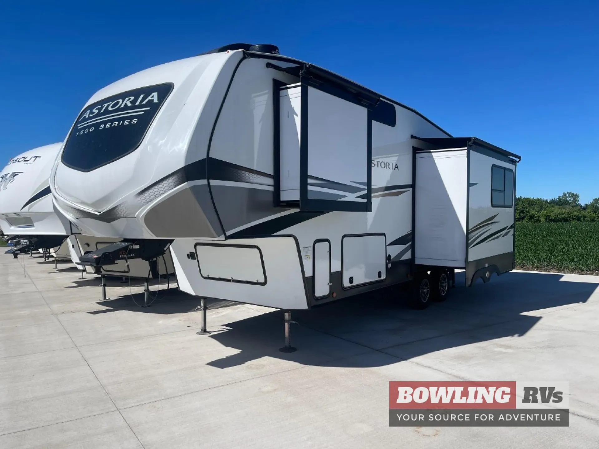 2023 Dutchmen Astoria 2533RDF dealer photo 1 from Bowling Motors & RV Sales