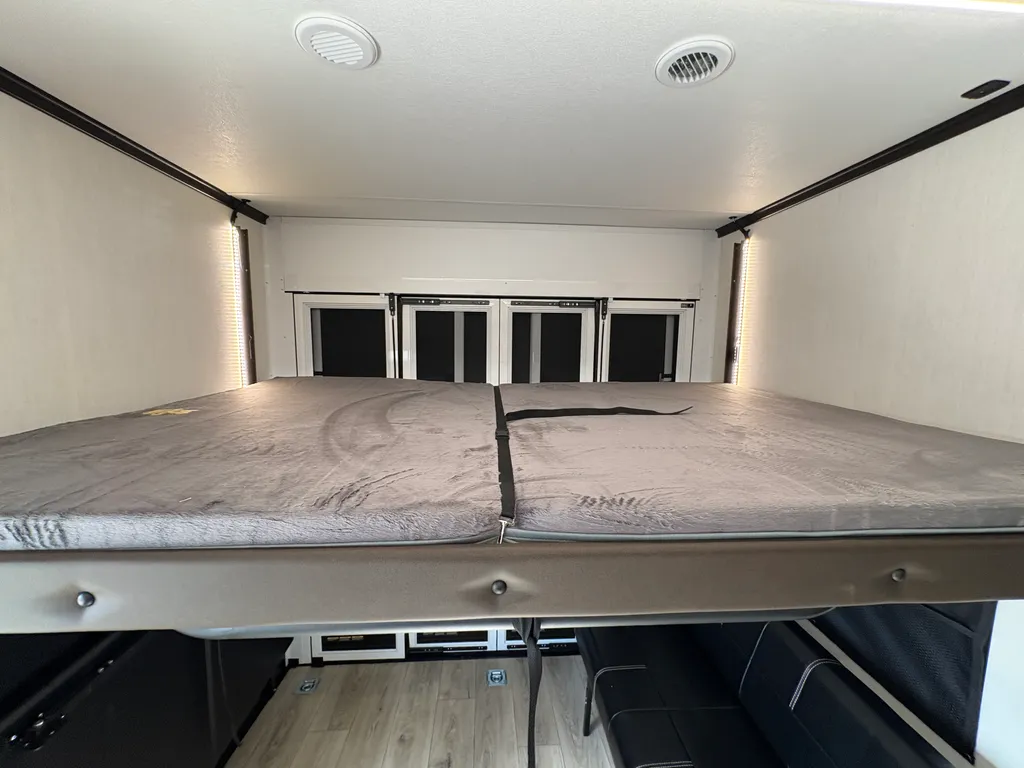 2025 Forest River Vengeance Rogue Armored 26L140, Photos photo 31
