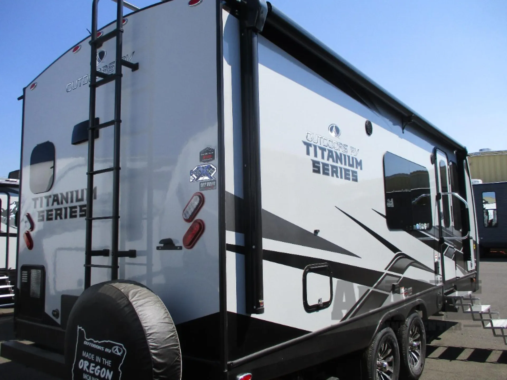 2027 Outdoors RV Timber Ridge Titanium Series 22CE - Photo 4