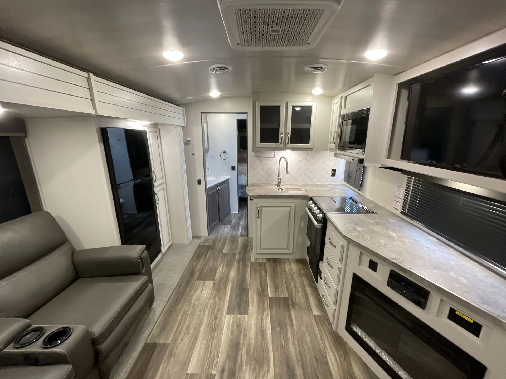 2023 Keystone Cougar 25RDS — living area main