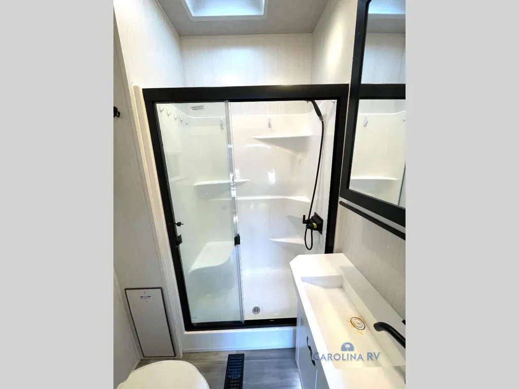 2022 Forest River Cedar Creek 385TH, Photos photo 31