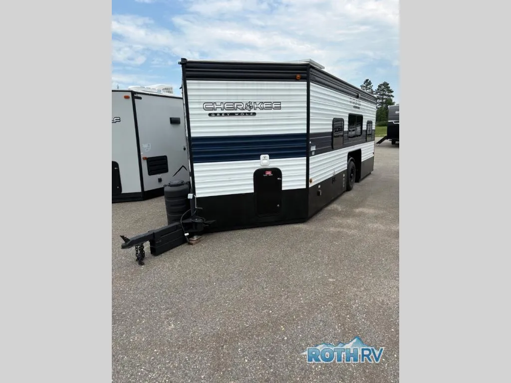2026 Forest River Cherokee Grey Wolf 17MP - Photo 2