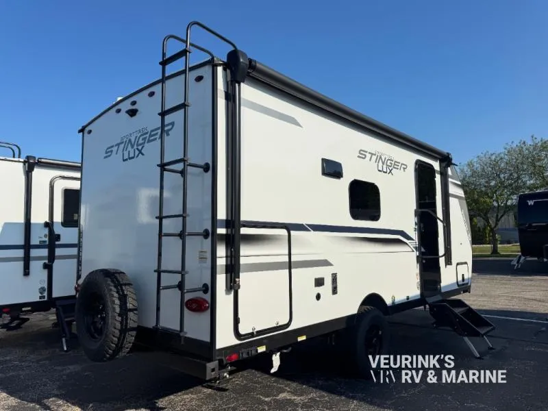 2027 Venture RV SportTrek Stinger Lite 171VMK - Photo 4