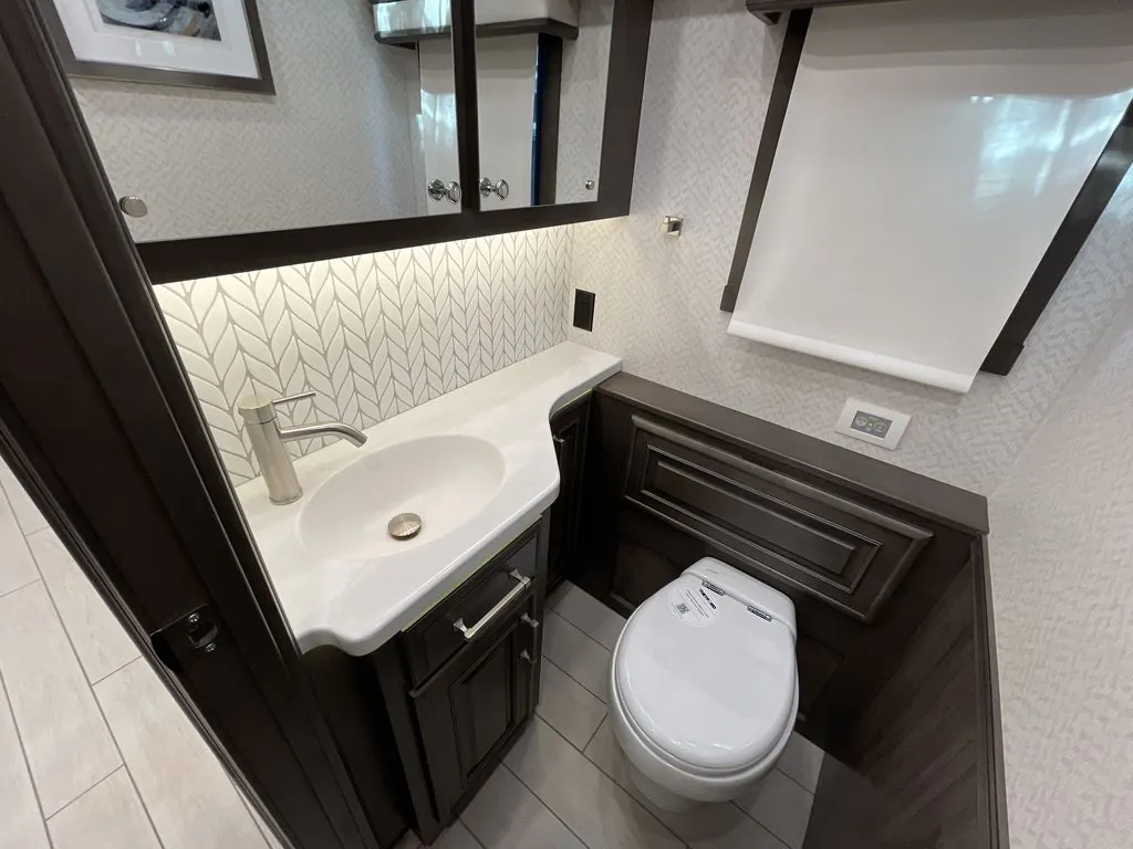 2026 Entegra Coach Aspire 44D, Photos photo 31