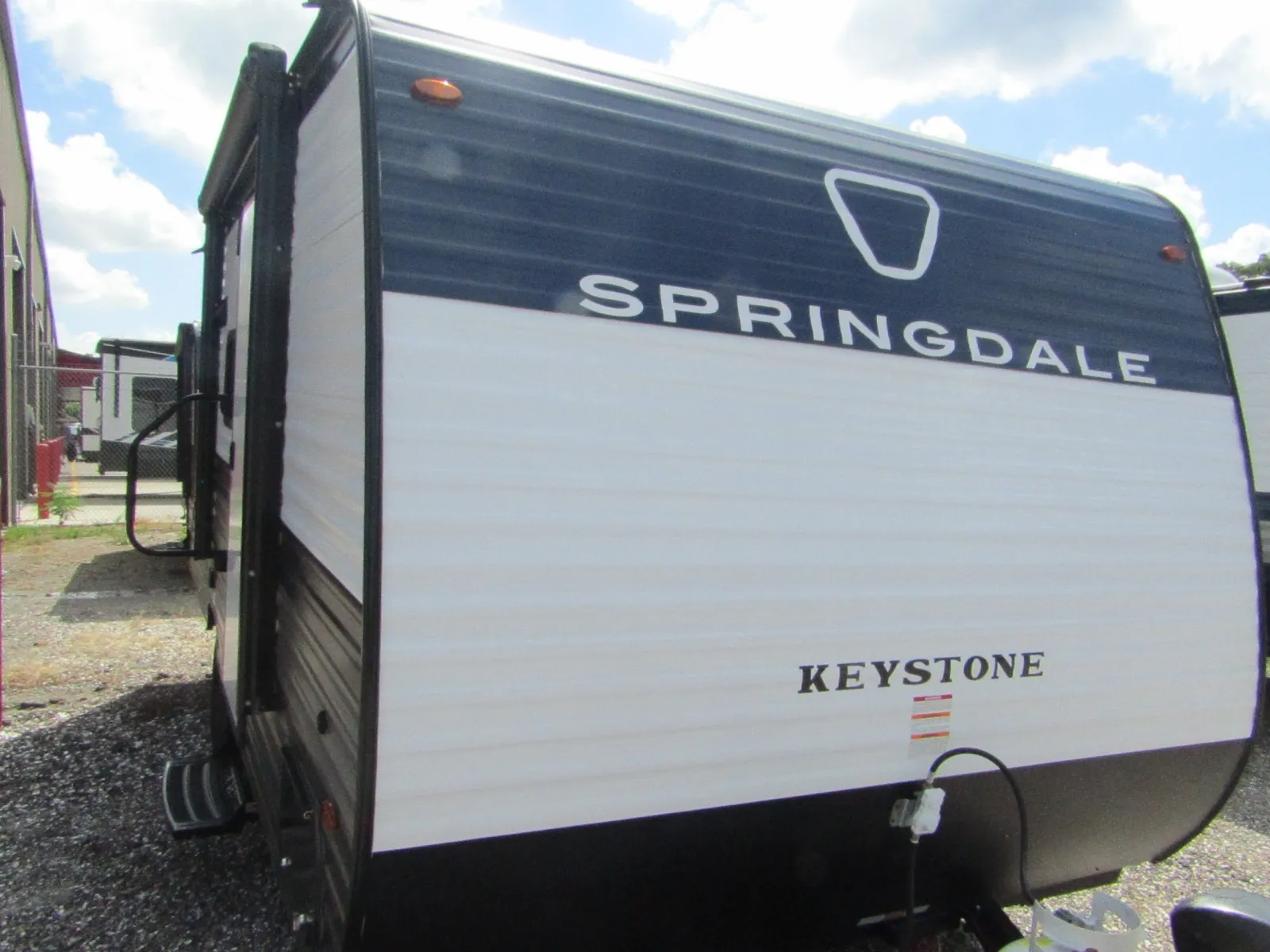 2027 Keystone Springdale Mini 1610BH - Photo 2