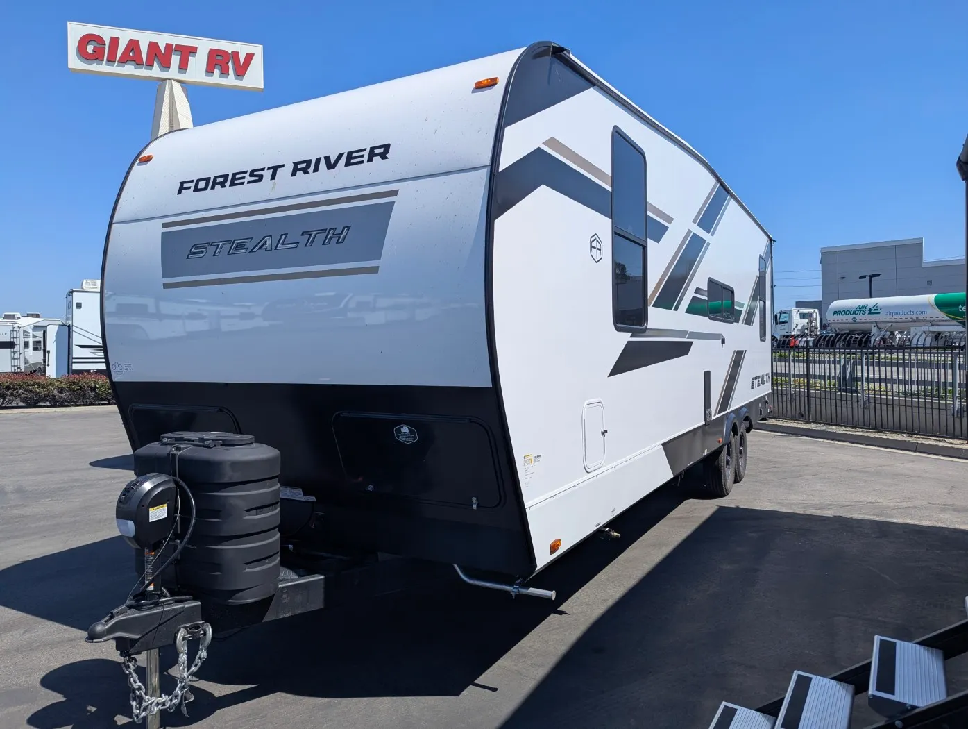 2027 Forest River Stealth 2730 - Photo 4