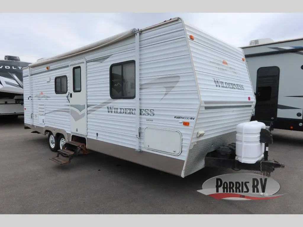 2004 Fleetwood RV Wilderness 270FQS - Main photo