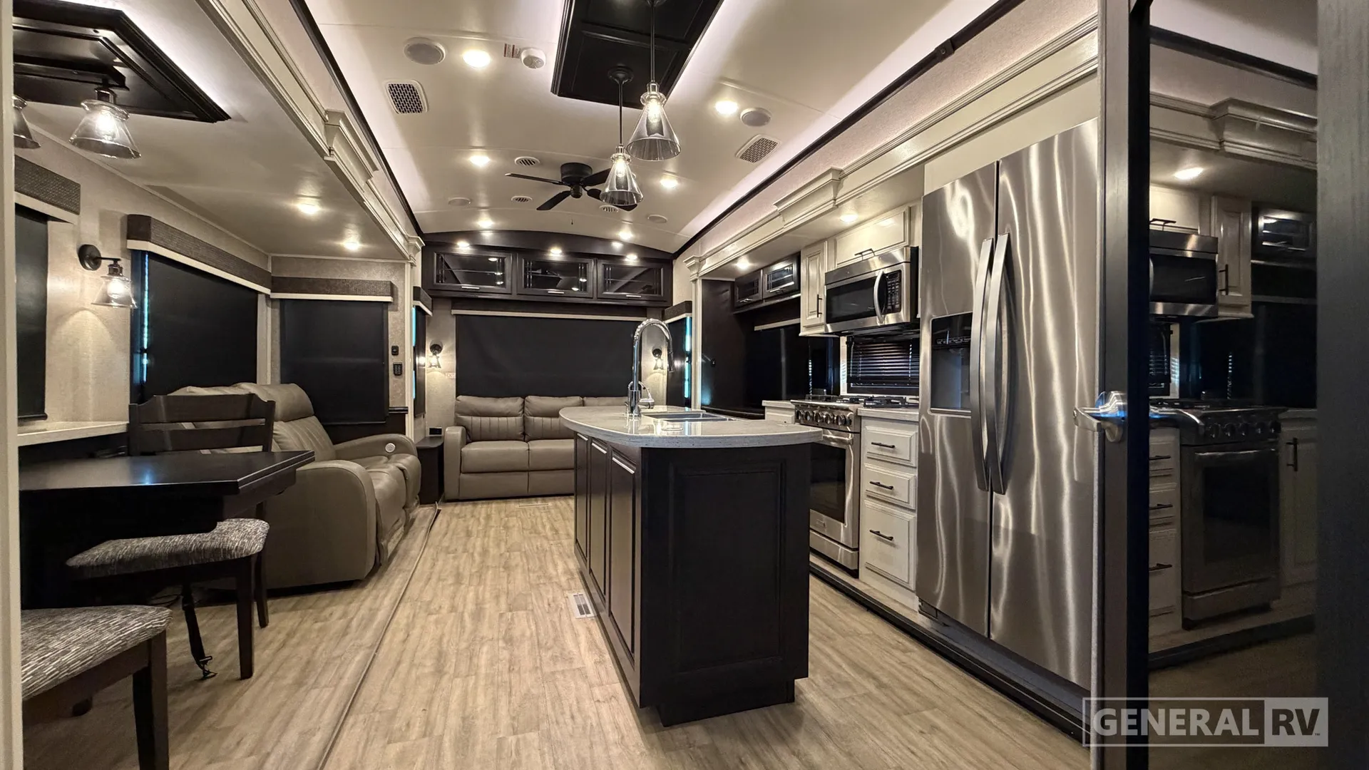 2021 Jayco Pinnacle 36FBTS - Photo 3