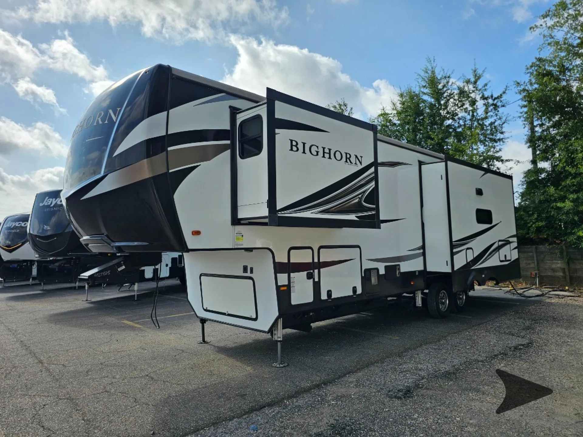 2020 Heartland Bighorn 3370 EL - Photo 3