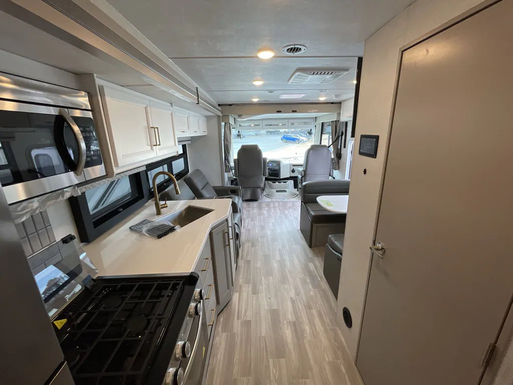 2026 Thor Motor Coach Windsport 29L, Photos photo 28